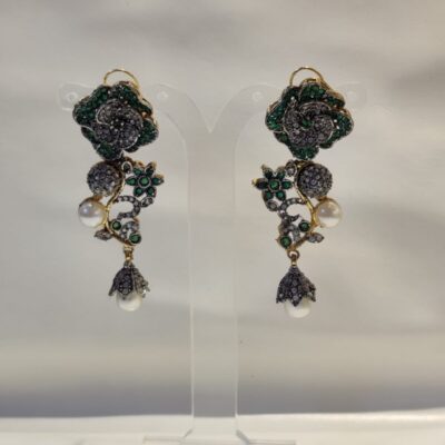 ✨ Midnight Rose Pearl & Crystal Statement Drops Earrings ✨